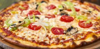 Pizza senza imbasto e lievito - RicettaSprint