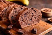 Per una colazione gustosa e genuina prepara il plumcake al cioccolato fondente extra dark, senza burro e farina 00 Plumcake alla banana e cioccolato fondente extra dark Ricetta Sprint