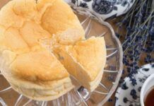 Torta nuvola 4.0 senza farina e zucchero: 4 ingredienti tutta salute per merende da sogno con le tue amiche a dieta Torta nuvola 4.0 senza farina e zucchero
