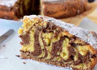 Torta zebrata ai due bicchieri