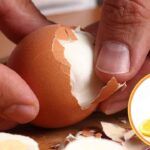 Uova sode metti una fetta di limone - RicettaSprint