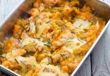 Quando metti la zucca in forno con un buon mix di formaggi, basta da sola per una cenetta diversa e saziante! Zucca al forno filante