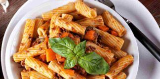 pasta alla bolognese napoletana ricettasprint
