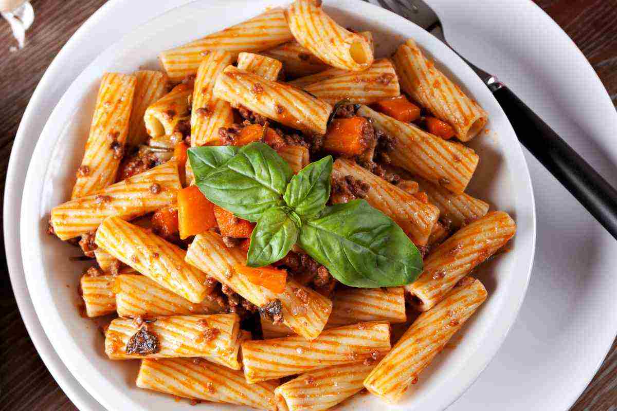 pasta alla bolognese napoletana ricettasprint