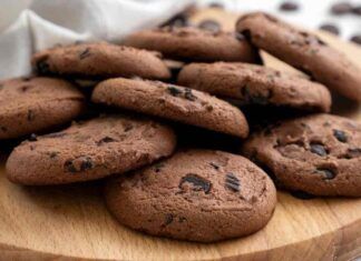 Biscotti vegani al doppio cioccolato