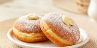 Bomboloni alla crema - RicettaSprint
