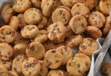 Chip cookies