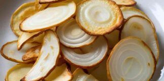 Chips di cipolla in 10 minuti - RicettaSprint