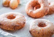 Ciambelle fritte con le gocce di cioccolato RicettaSprint