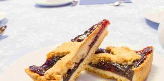 Crostata con fichi secchi e mandorle