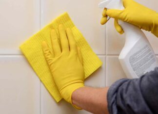 Eliminare aloni e calcare dalle piastrelle RicettaSprint