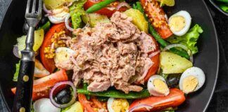 Insalata tonno uova pomodori mozzarella Ricetta Sprint