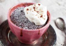 Mug cake al cioccolato di Pasqua