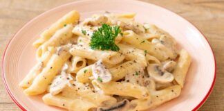 Pasta con crema di patate e funghi