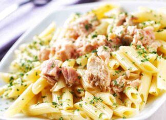 Pasta con tonno e prezzemolo - RicettaSprint