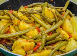 Patate fagioli e pomodoro
