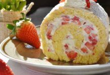 Rotolo ripieno di fragole e panna RicettaSprint