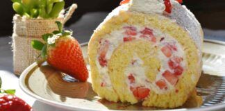 Rotolo ripieno di fragole e panna RicettaSprint