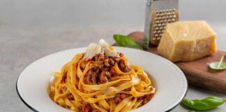 Tagliatelle al ragù di agnello