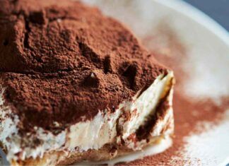 Tiramisù con fette di dolce avanzato RicettaSprint
