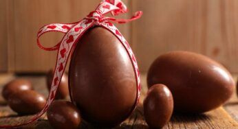 Non ci penso proprio a comprare le uova di Pasqua al supermercato: “che prezzi”, le faccio a casa con pochi euro e mi diverto troppo!