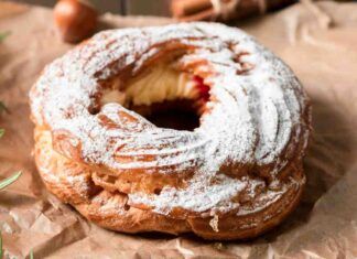 ciambelline di pasta choux con crema al mascarpone e fragoline