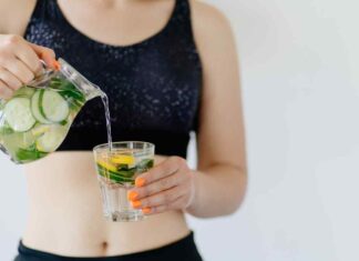 Acqua detox per gambe perfette - RicettaSprint