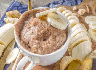 Banana bread in tazza