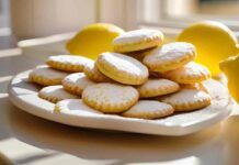 Biscottini primavera, pronti in 12 minuti, zero riposo, pochissima attesa. Occhio creano dipendenza al primo morso Biscotti di primavera al limone - RicettaSprint