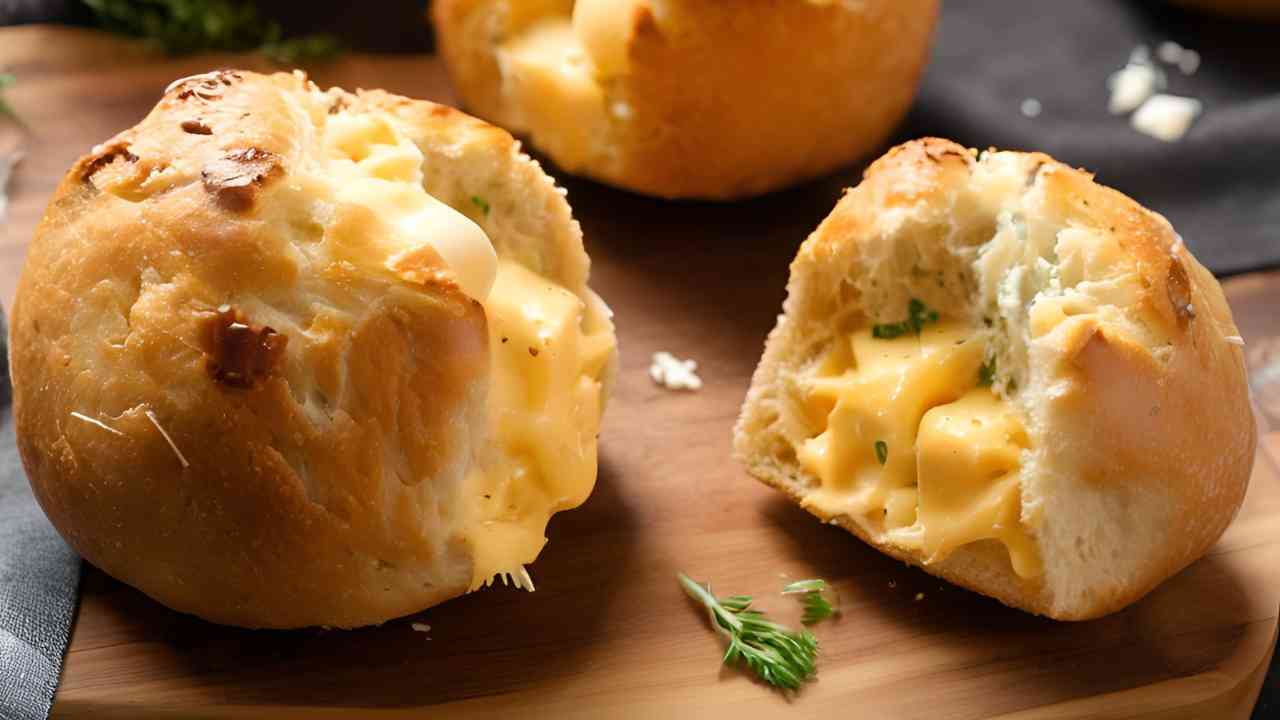 Bombette di pane con formaggio - RicettaSprint