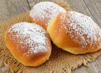 Brioche pandoro