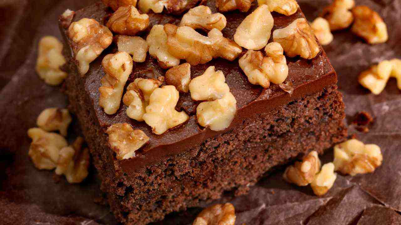 Brownies al cioccolato e noci - RicettaSprint
