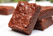 Brownies perfetti e ipocalorici, li faccio pure senza glutine, la ricetta perfetta per un buongiorno leggerissimo! Brownies senza glutine