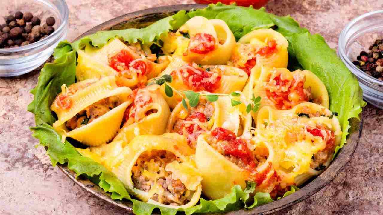 Conchiglioni ripieni estivi