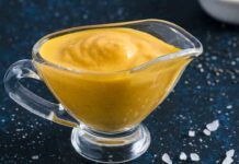 Crema di carote e patate con curcuma