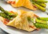 Fagottini di pasta sfoglia con asparagi e speck RicettaSprint