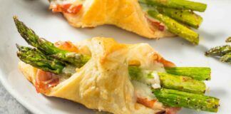Fagottini di pasta sfoglia con asparagi e speck RicettaSprint