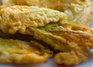 Fiori di zucca con la ricetta della nonna - RicettaSprint