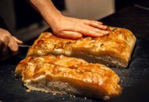 Focaccia senza lievito, a cena l posto del pane va subito a ruba, mi chiedono tutti il bis Focaccia senza lievito - RicettaSprint