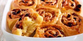 Girelle brioche alle mele e uvetta RicettaSprint