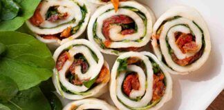 Girelle di mozzarella ripiene di pomodori e rucola RicettaSprint