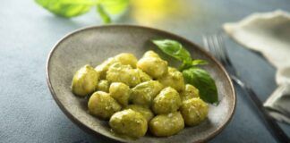 Gnocchi con zucchine e ricotta