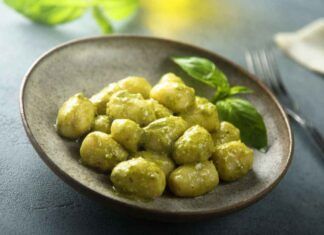 Gnocchi con zucchine e ricotta