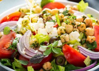 Insalata ceci pomodori feta RicettaSprint