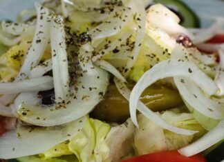 Insalata con pomodori finocchi cetrioli RicettaSprint