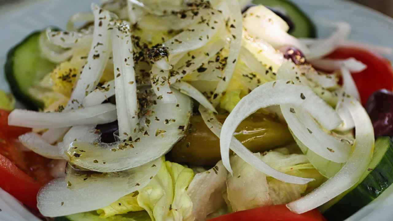 Insalata con pomodori finocchi cetrioli RicettaSprint