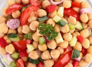 Insalata dell'estate con ceci - RicettaSprint
