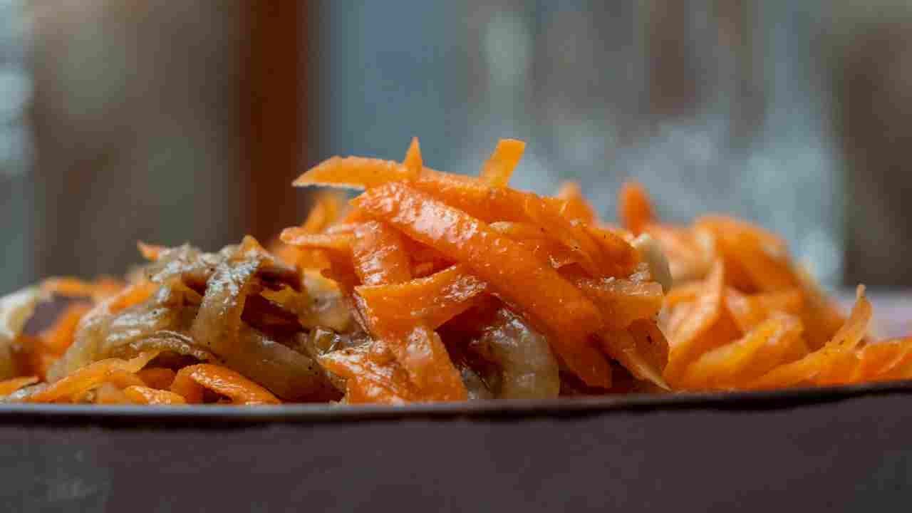 Insalata di carote e carne