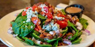 Insalata spinaci pomodori gorgonzola RicettaSprint