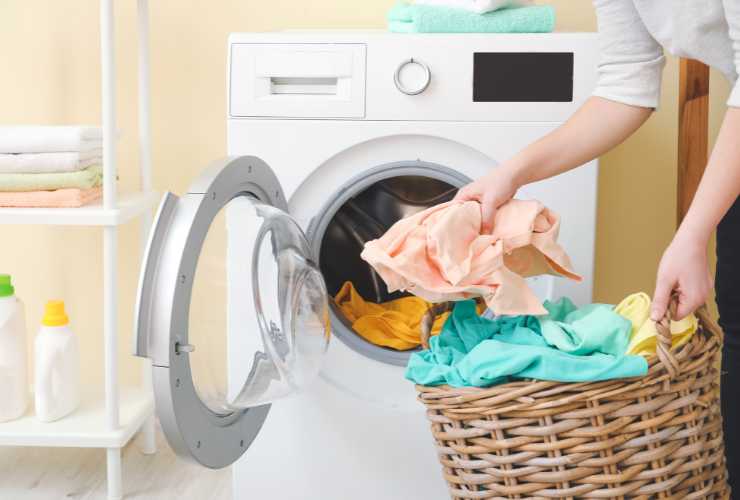 Lavatrice prova a mettere l'ammoniaca - RicettaSprint